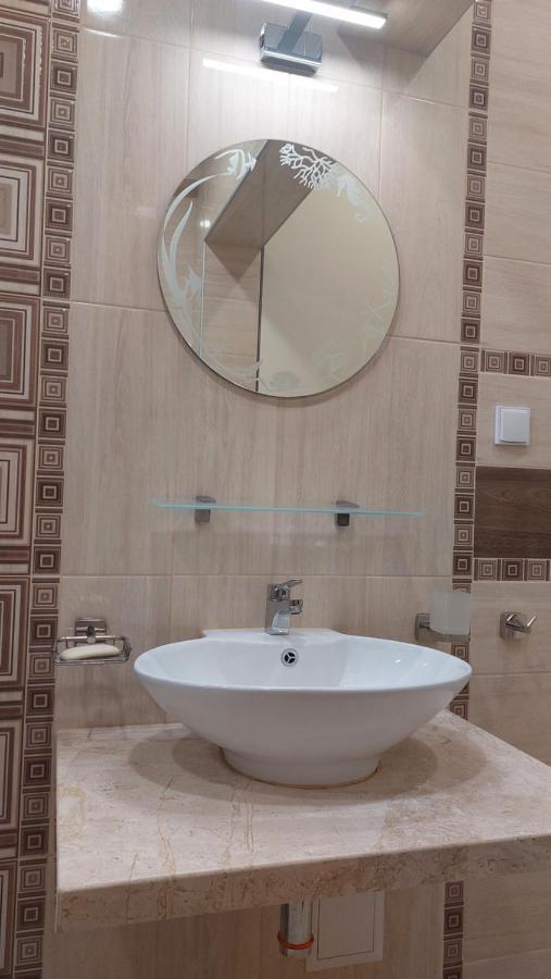 Апартамент Pink & Blue - 2Bdr With Balcony - Wi-Fi Varna Exterior foto