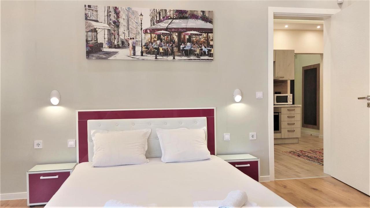 Апартамент Pink & Blue - 2Bdr With Balcony - Wi-Fi Varna Exterior foto